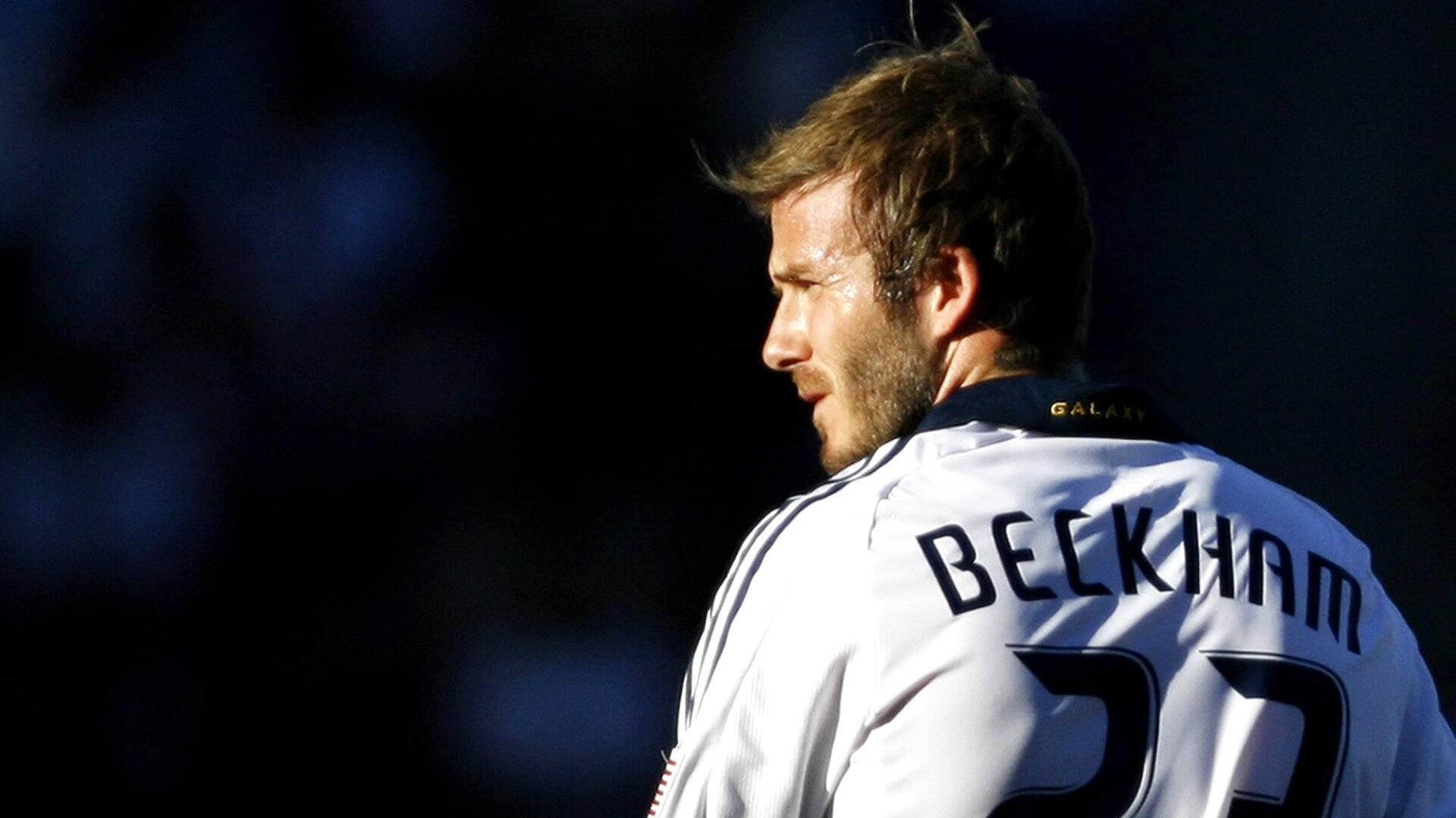 开云体育入口-加时鏖战牙买加，欧冠决赛夜，AC米兰的跨洲际传奇之战